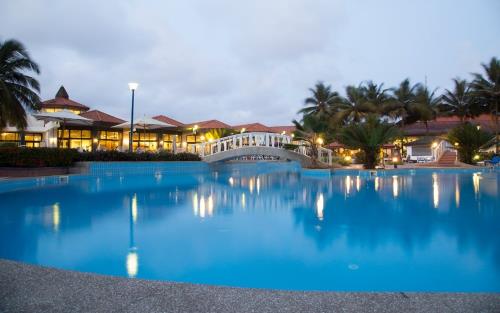 La-Palm Royal Beach Hotel